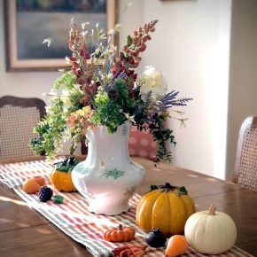 fall floral arrangement with snapdragons