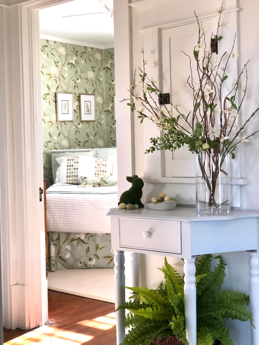 Rhonda Staley IIDA Iowa My 1923 Foursquare Farmhouse bedroom table